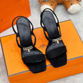 Sandalias Kelly de ante con hebilla