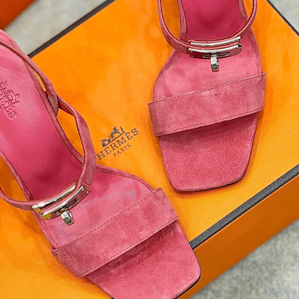 Sandalias Kelly de ante con hebilla