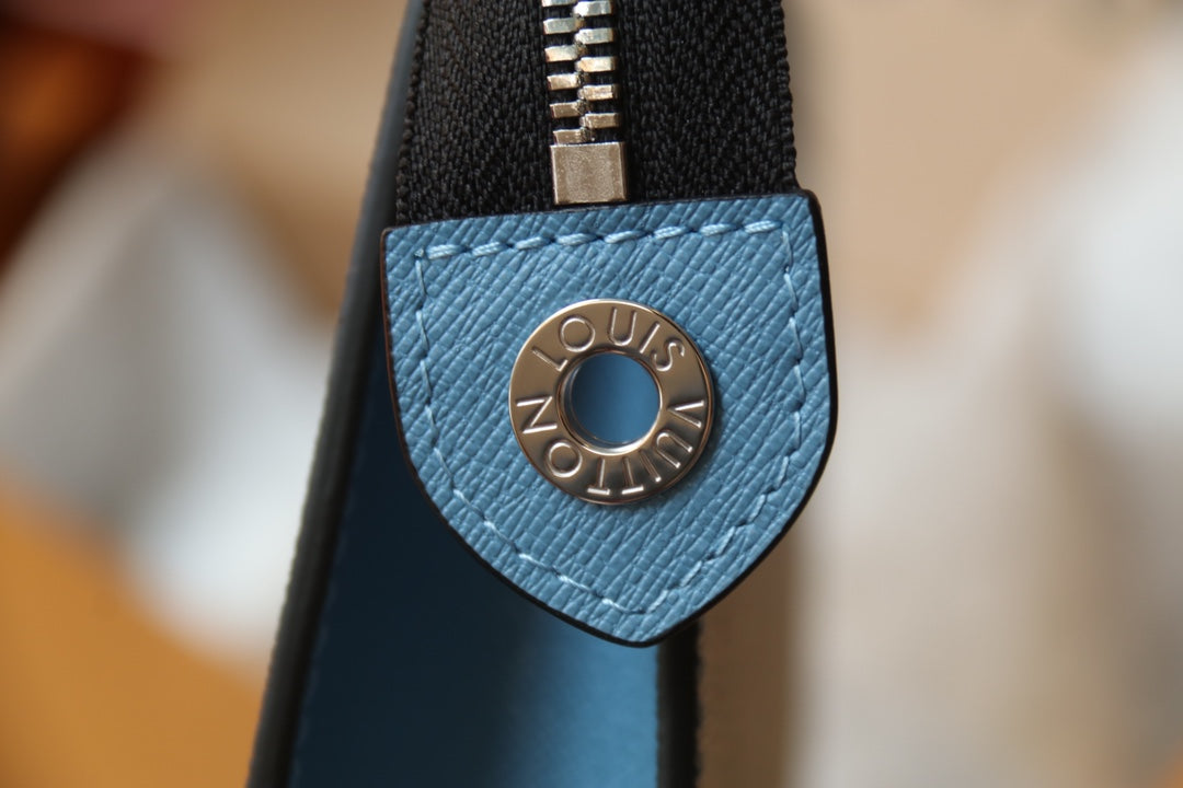 Travel Pouch Bag