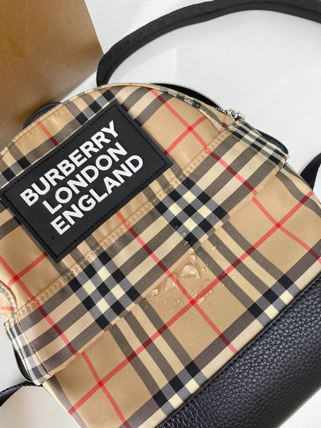 Mochila retro a cuadros