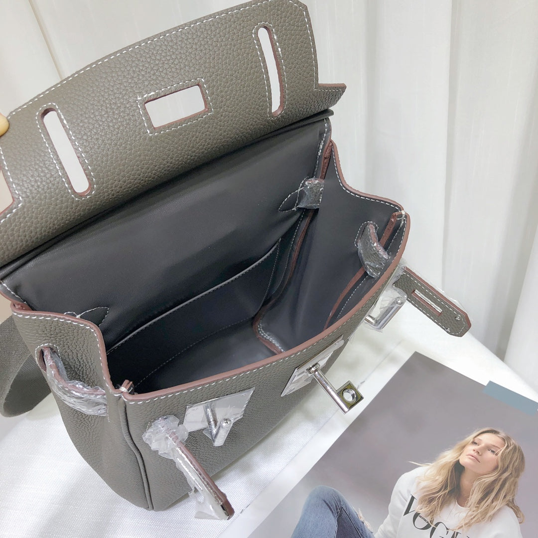 Bolsa de pecho de cuero Togo