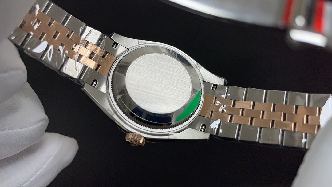 Reloj automático de 31 mm con esfera color café dorado