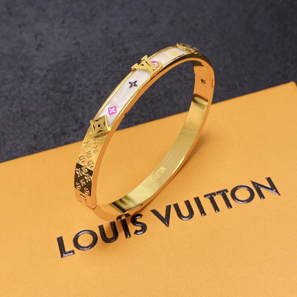 Pulsera chapada en oro
