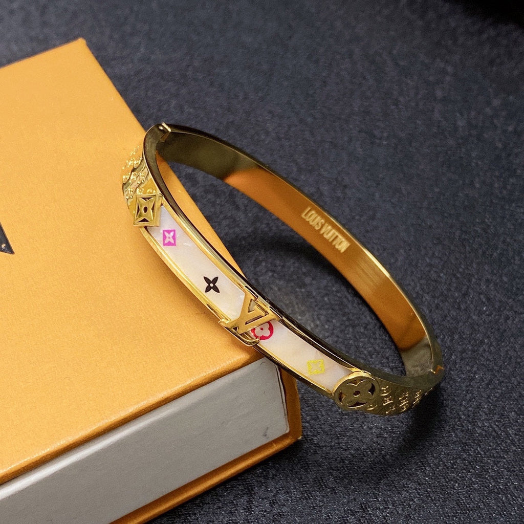 Pulsera chapada en oro