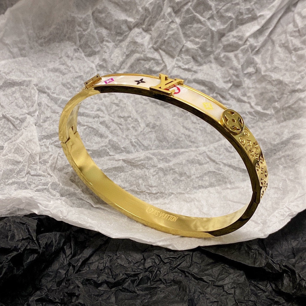 Pulsera chapada en oro