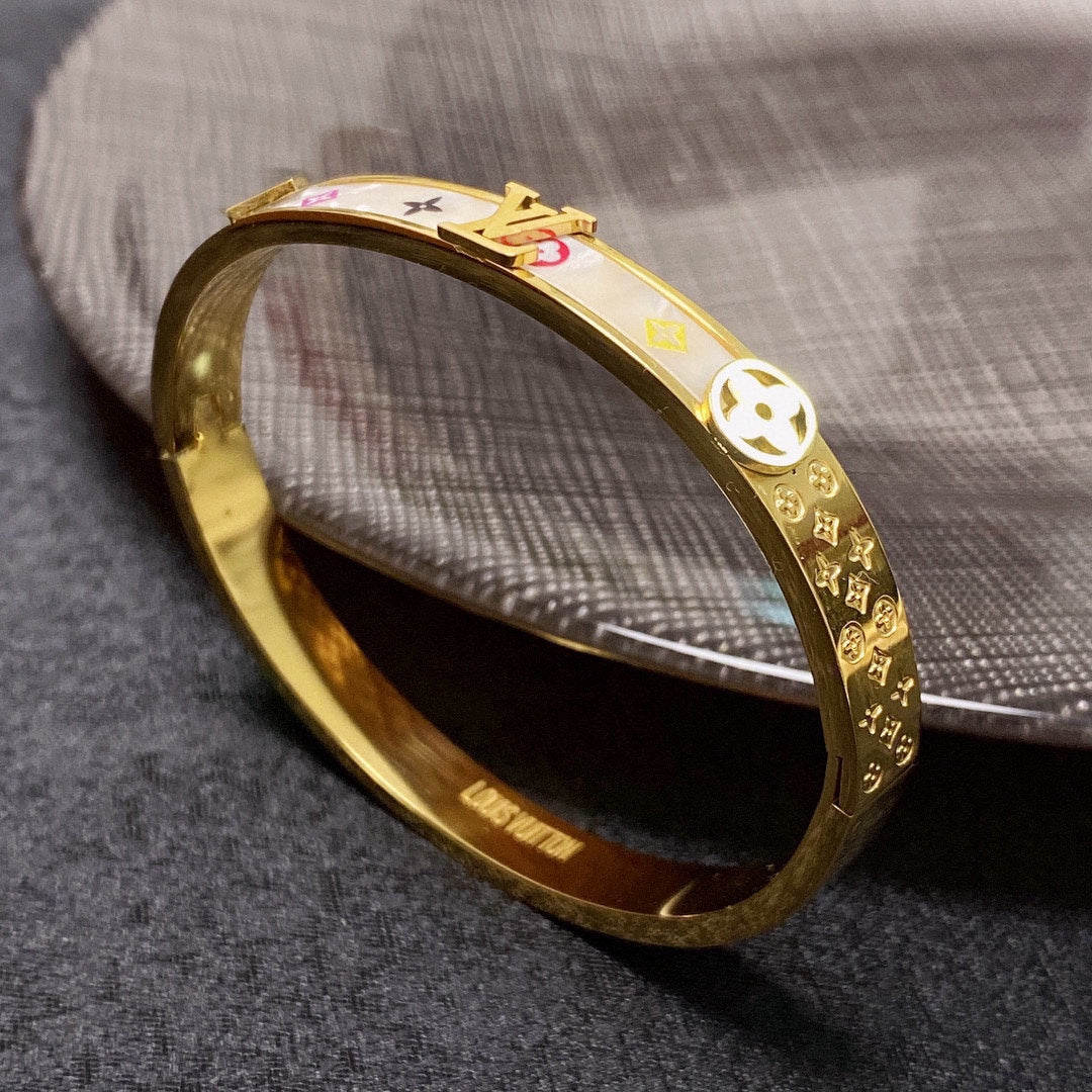 Pulsera chapada en oro