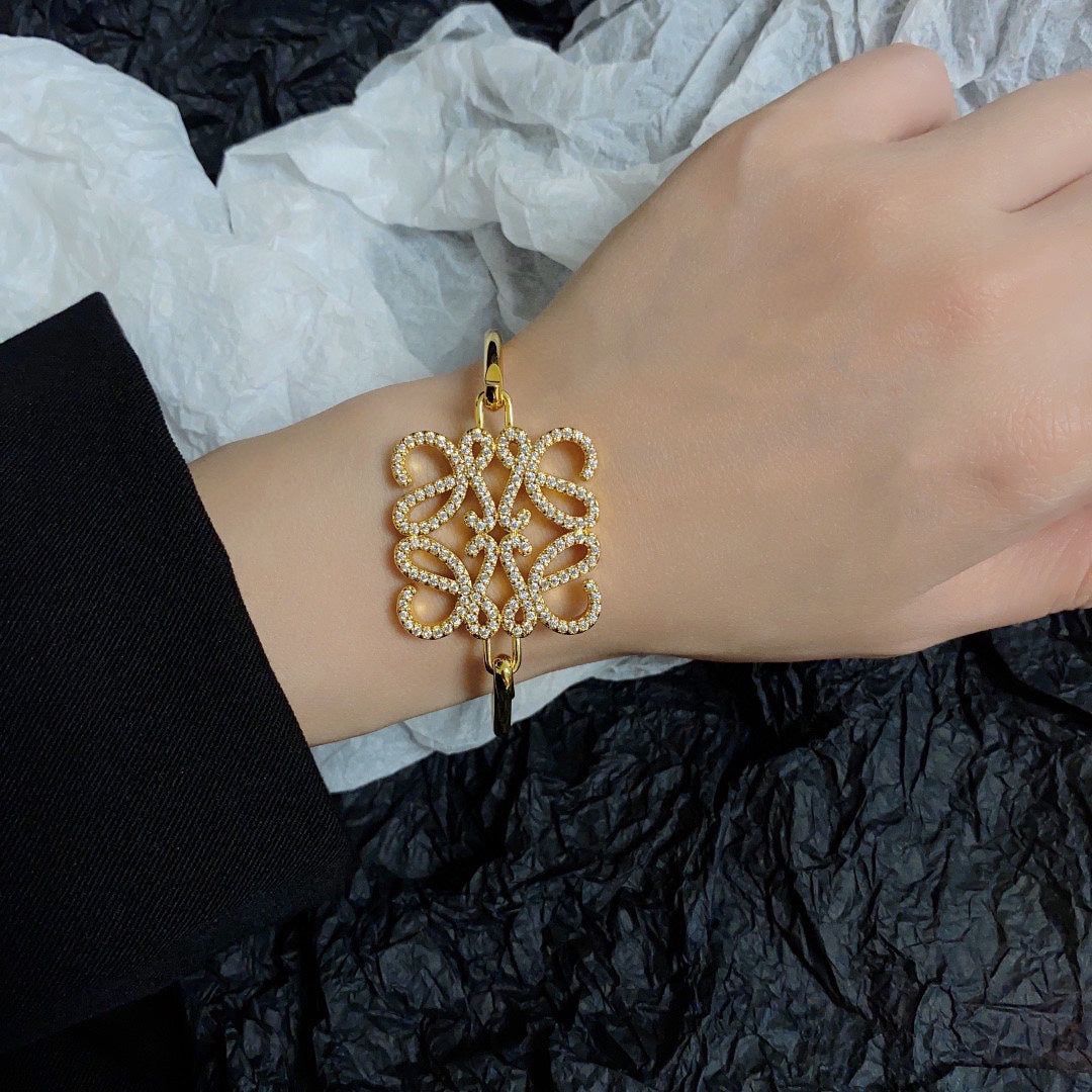 Pulsera con colgante LW