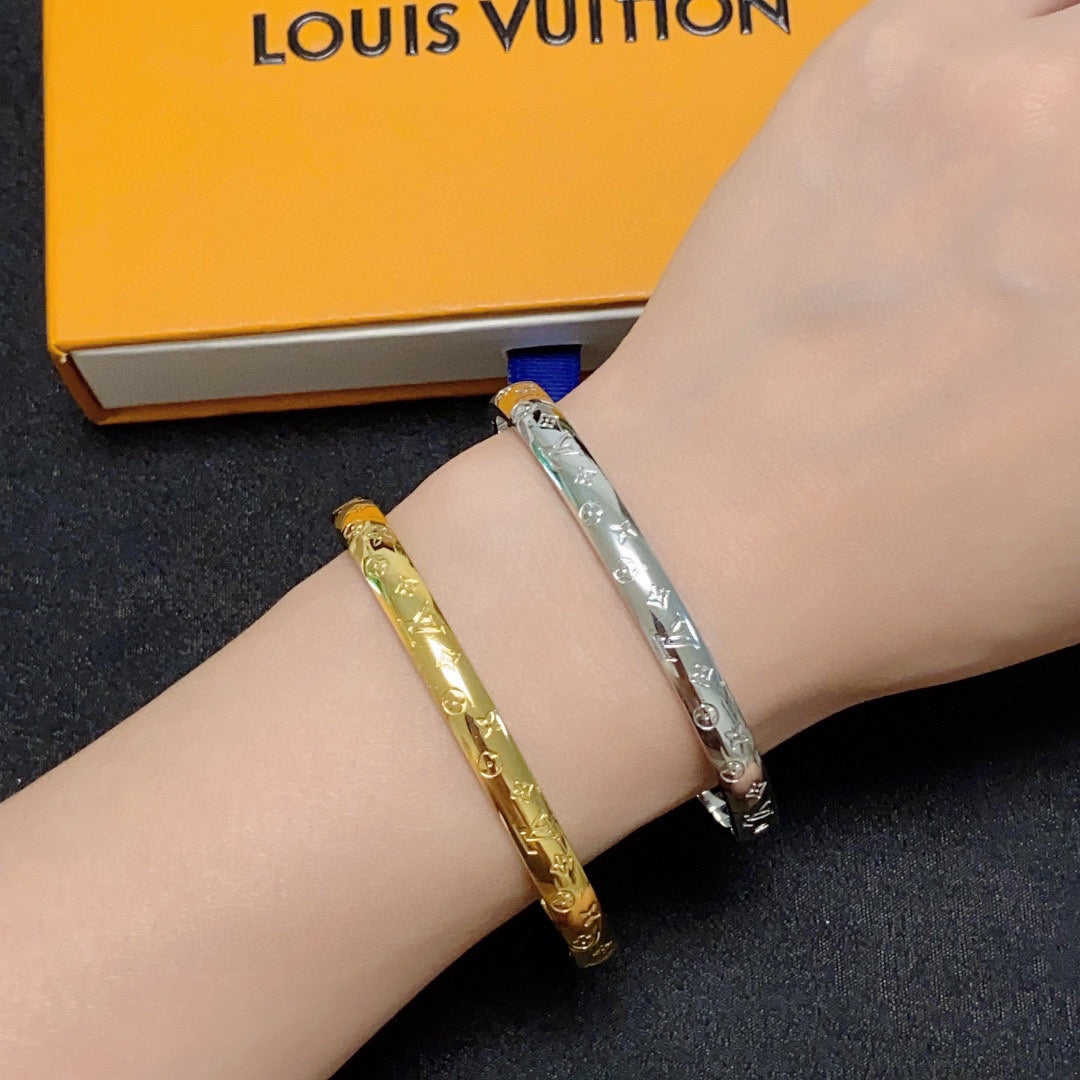 Pulsera chapada en oro