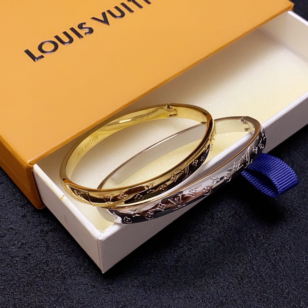 Pulsera chapada en oro