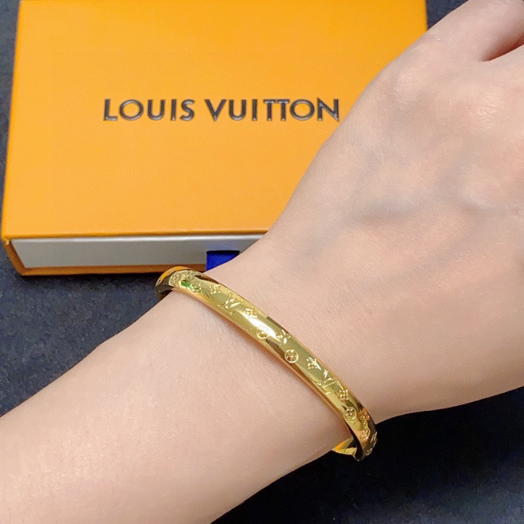 Pulsera chapada en oro