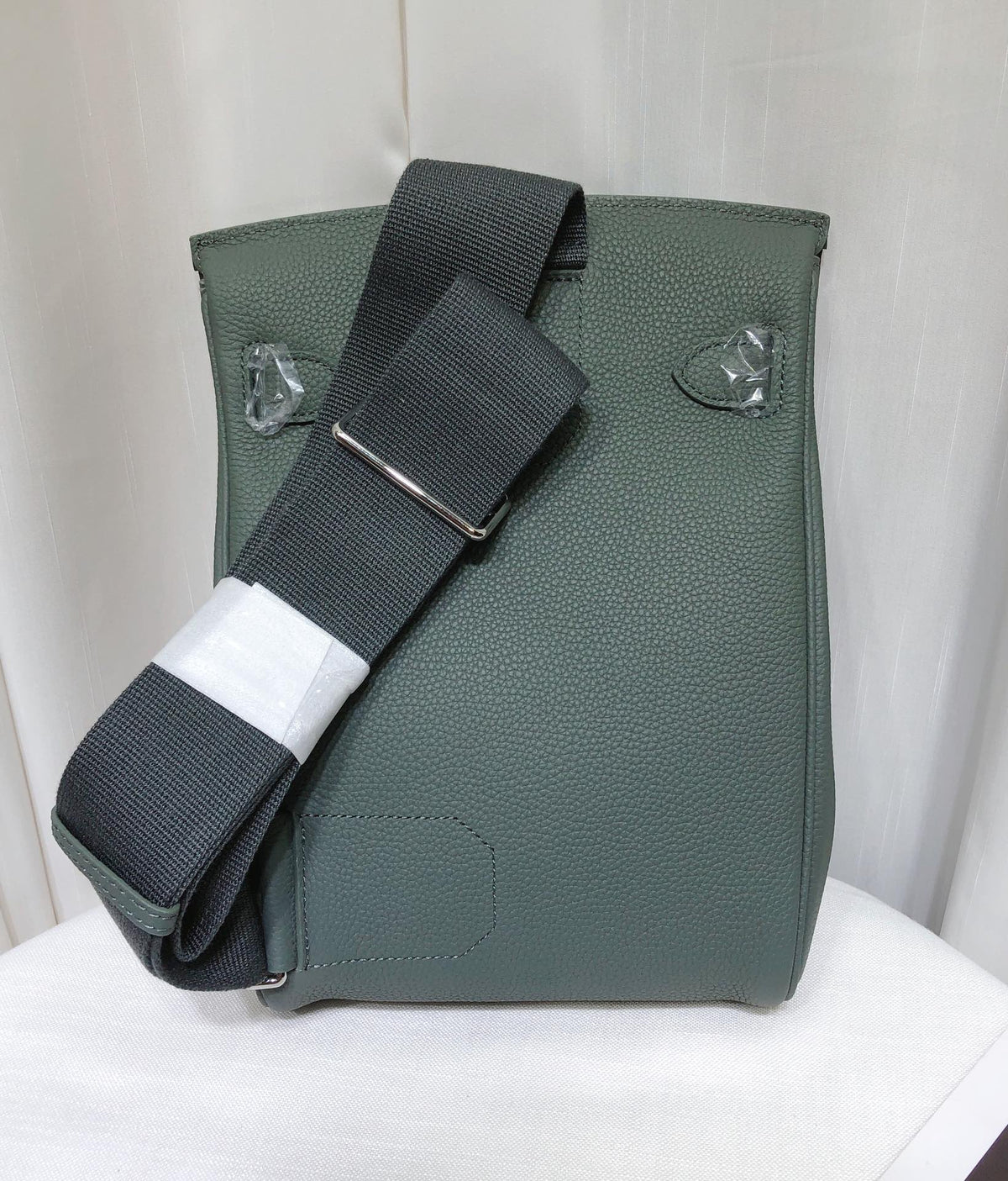 Bolsa de pecho de cuero Togo