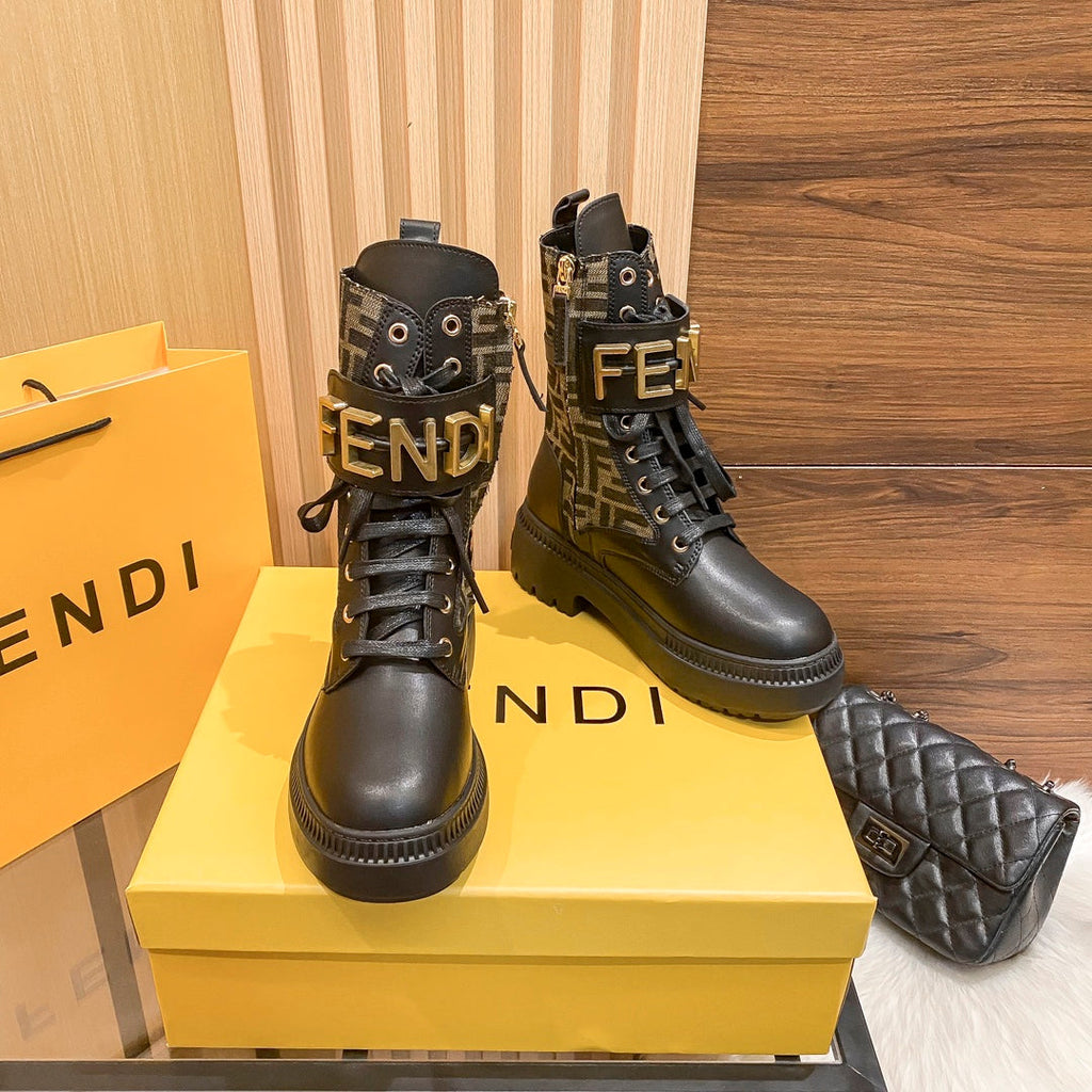 Botas Martin de media caña con cordones para mujer
