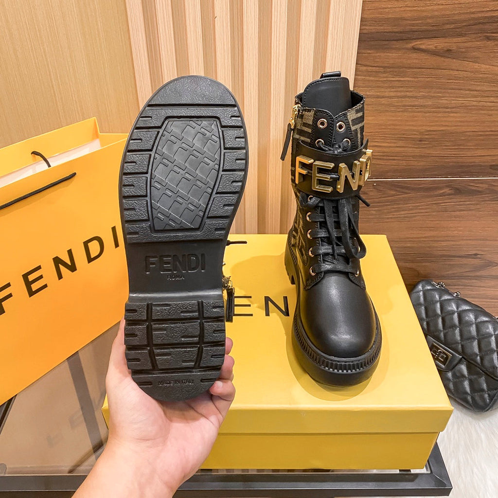 Botas Martin de media caña con cordones para mujer