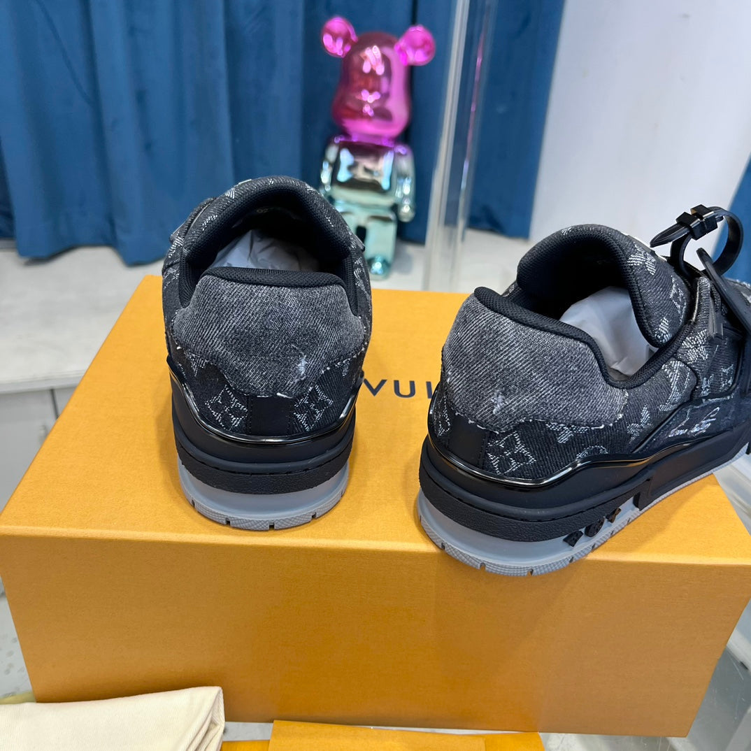 High-End Luxury Leather Sneakers