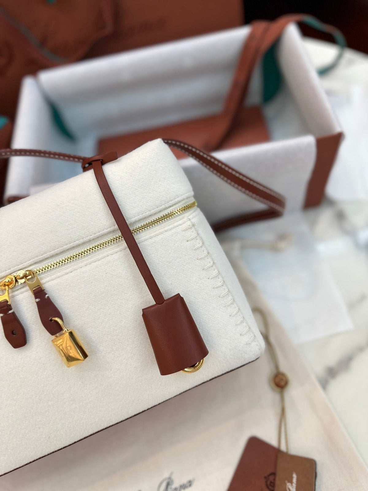 Bolso de piel Loro 27