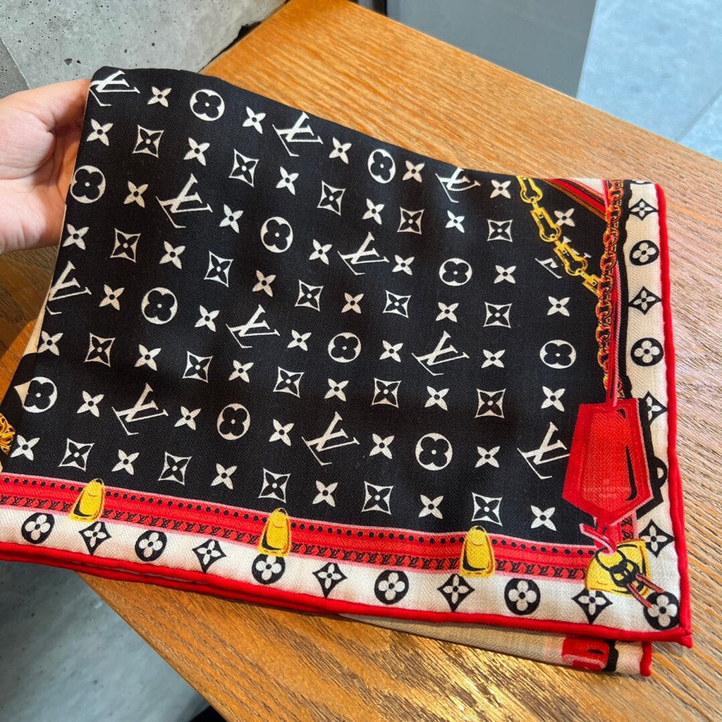 Pañuelo estampado a doble cara
