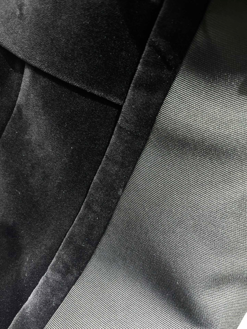 Gabardina con cinturón