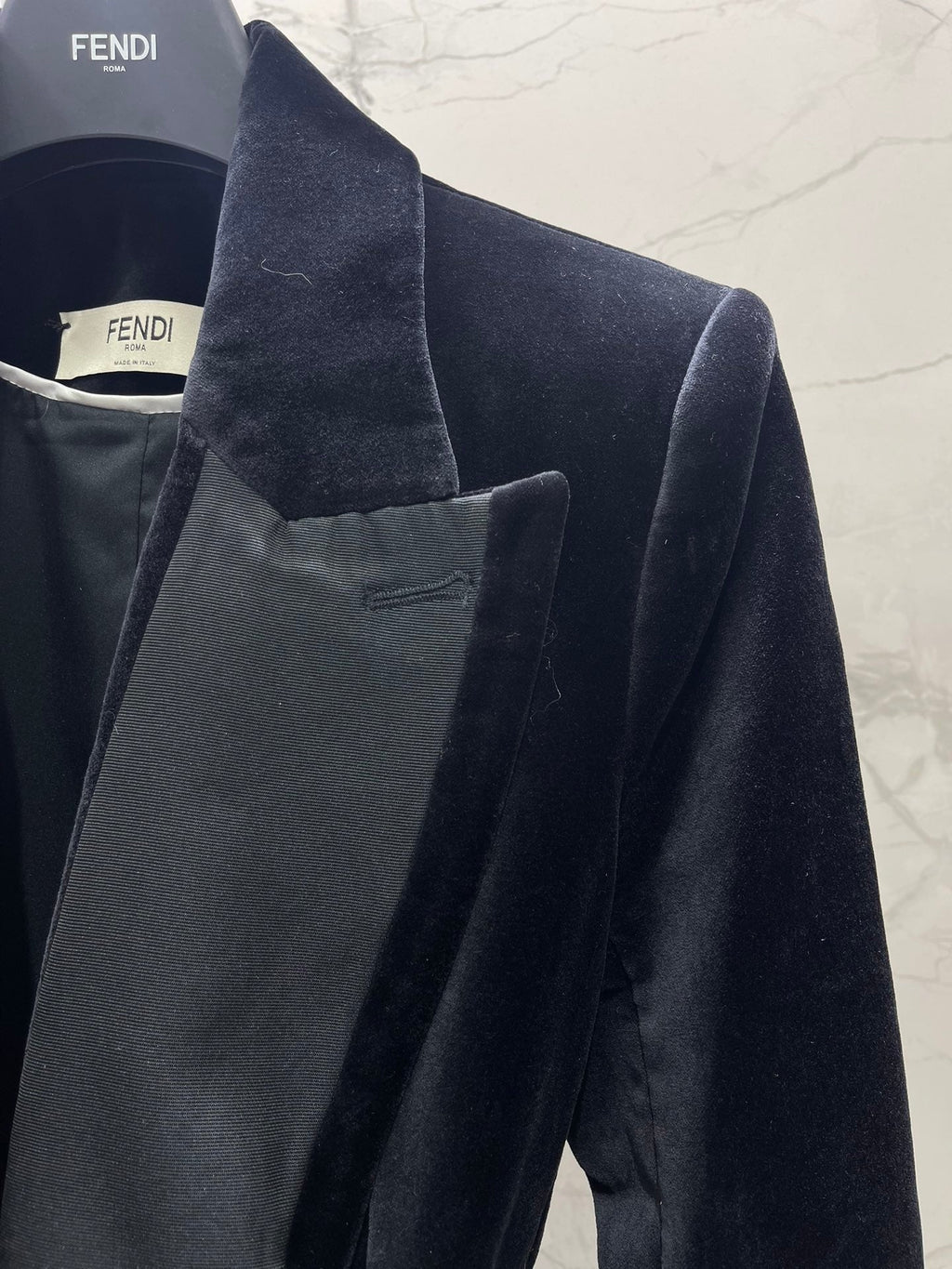 Gabardina con cinturón