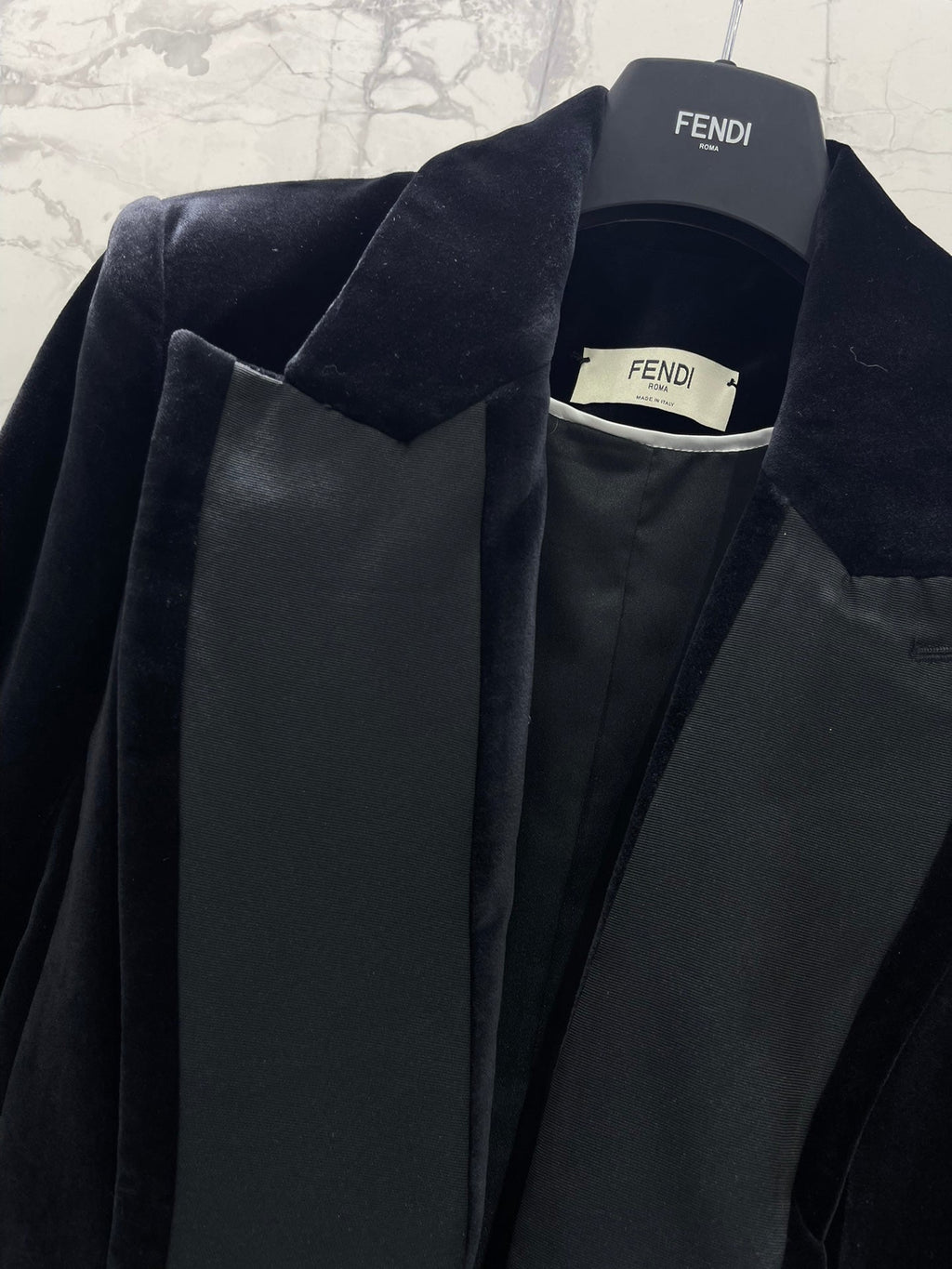 Gabardina con cinturón