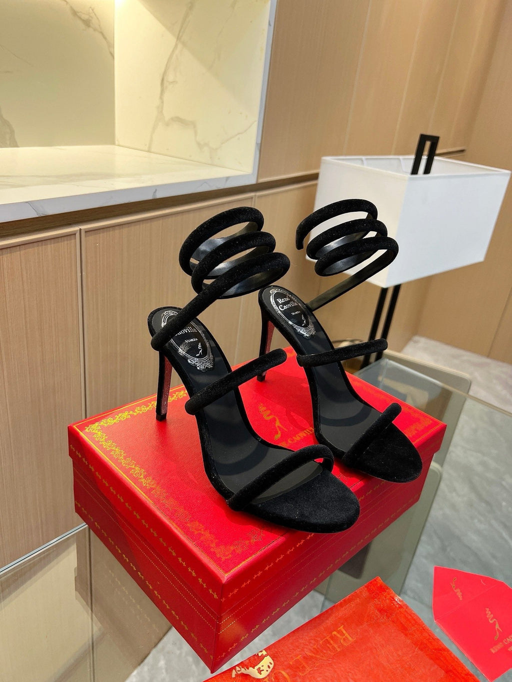 Sandalias de cristal con forma de serpiente de terciopelo