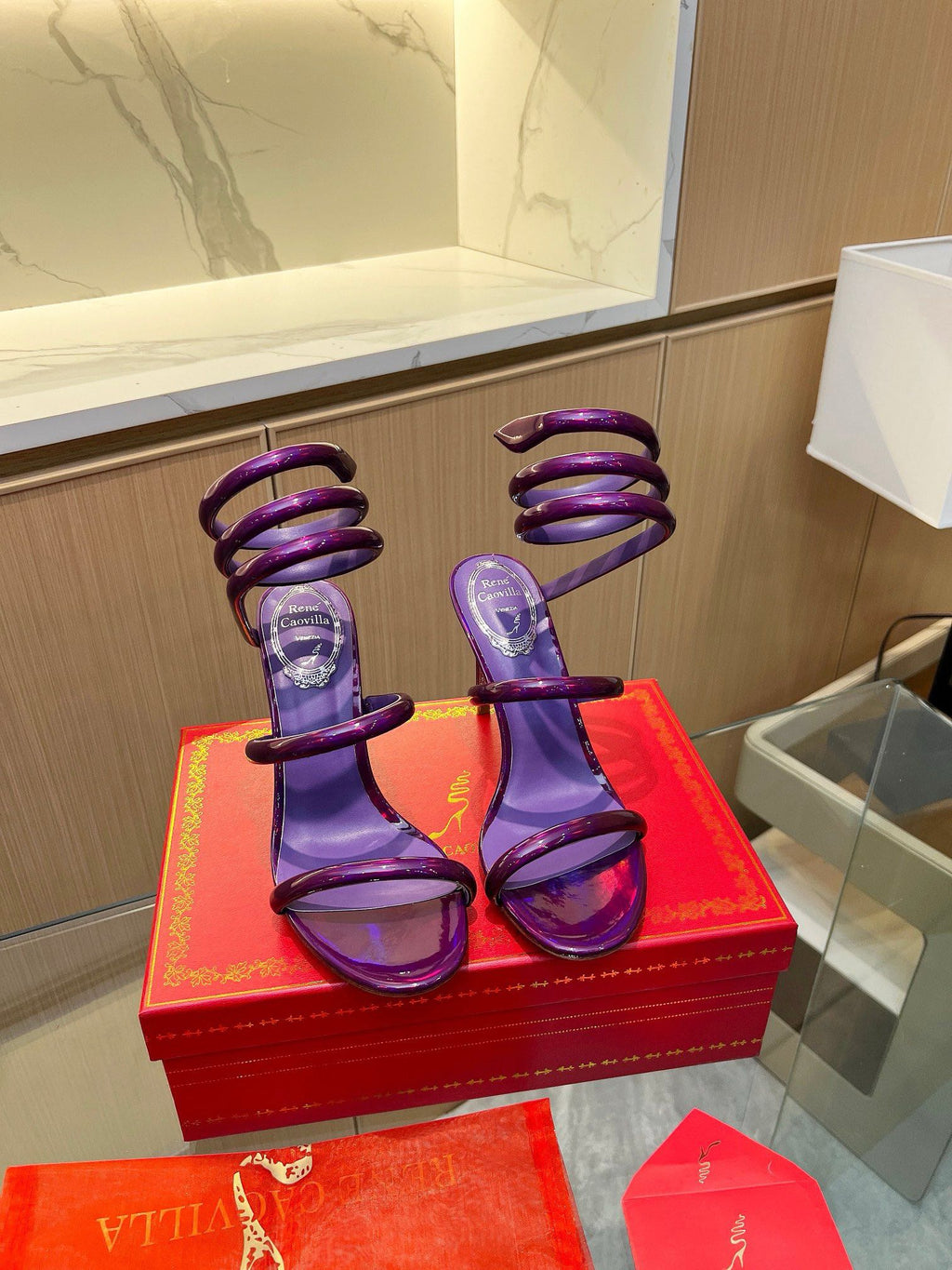 Sandalias de cristal con forma de serpiente de terciopelo