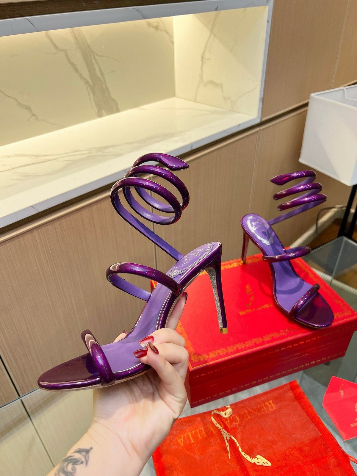 Sandalias de cristal con forma de serpiente de terciopelo
