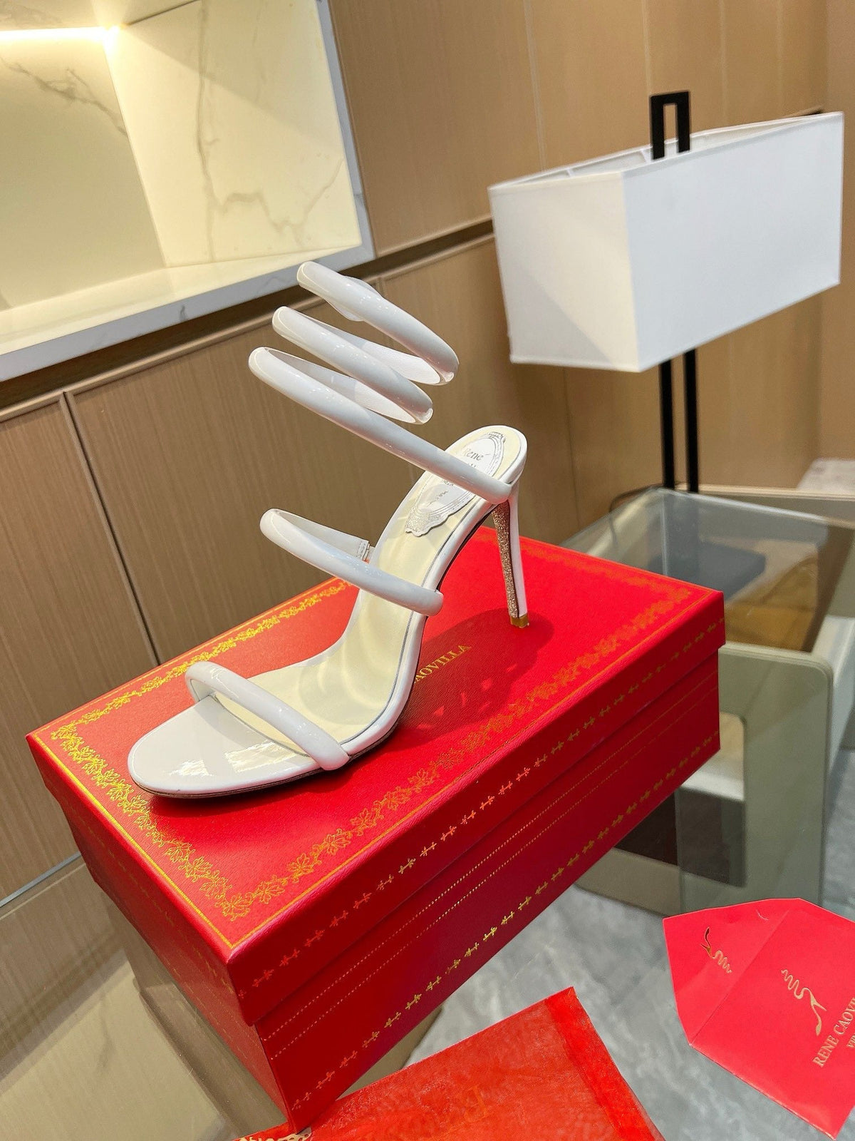 Sandalias de cristal con forma de serpiente de terciopelo