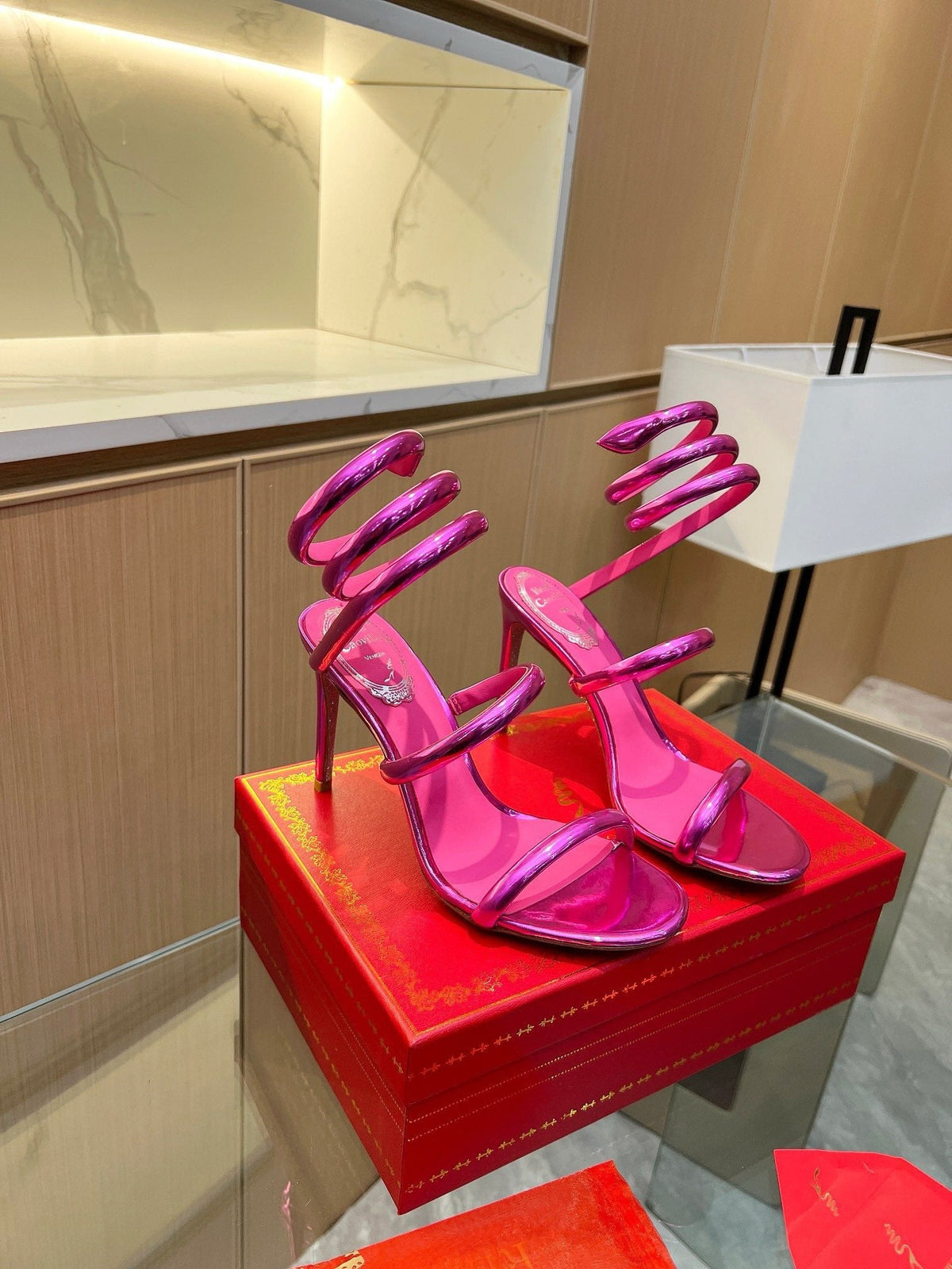 Sandalias de cristal de terciopelo con forma de serpiente