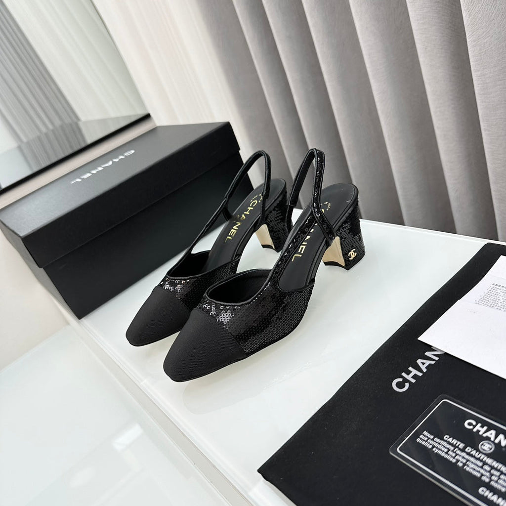 Zapatos de tacón con tira trasera bicolor