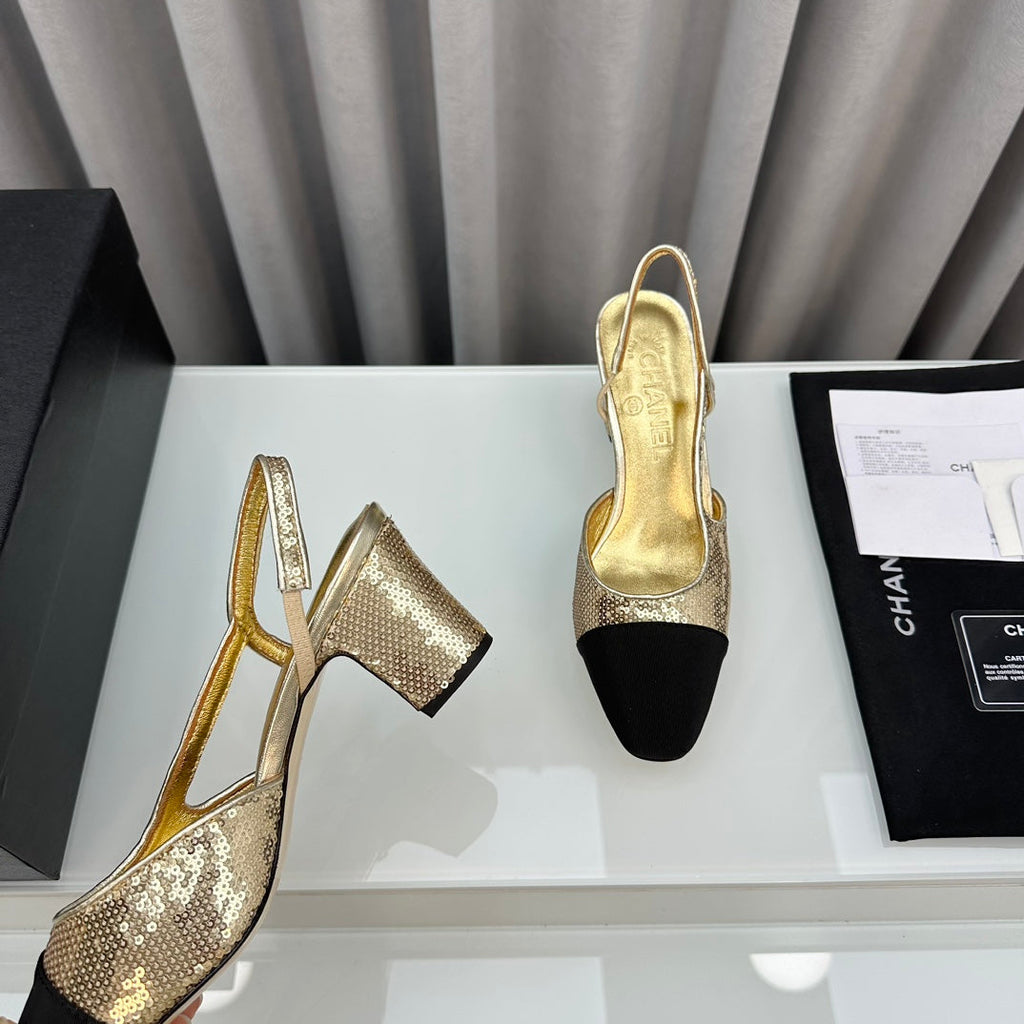 Zapatos de tacón con tira trasera bicolor