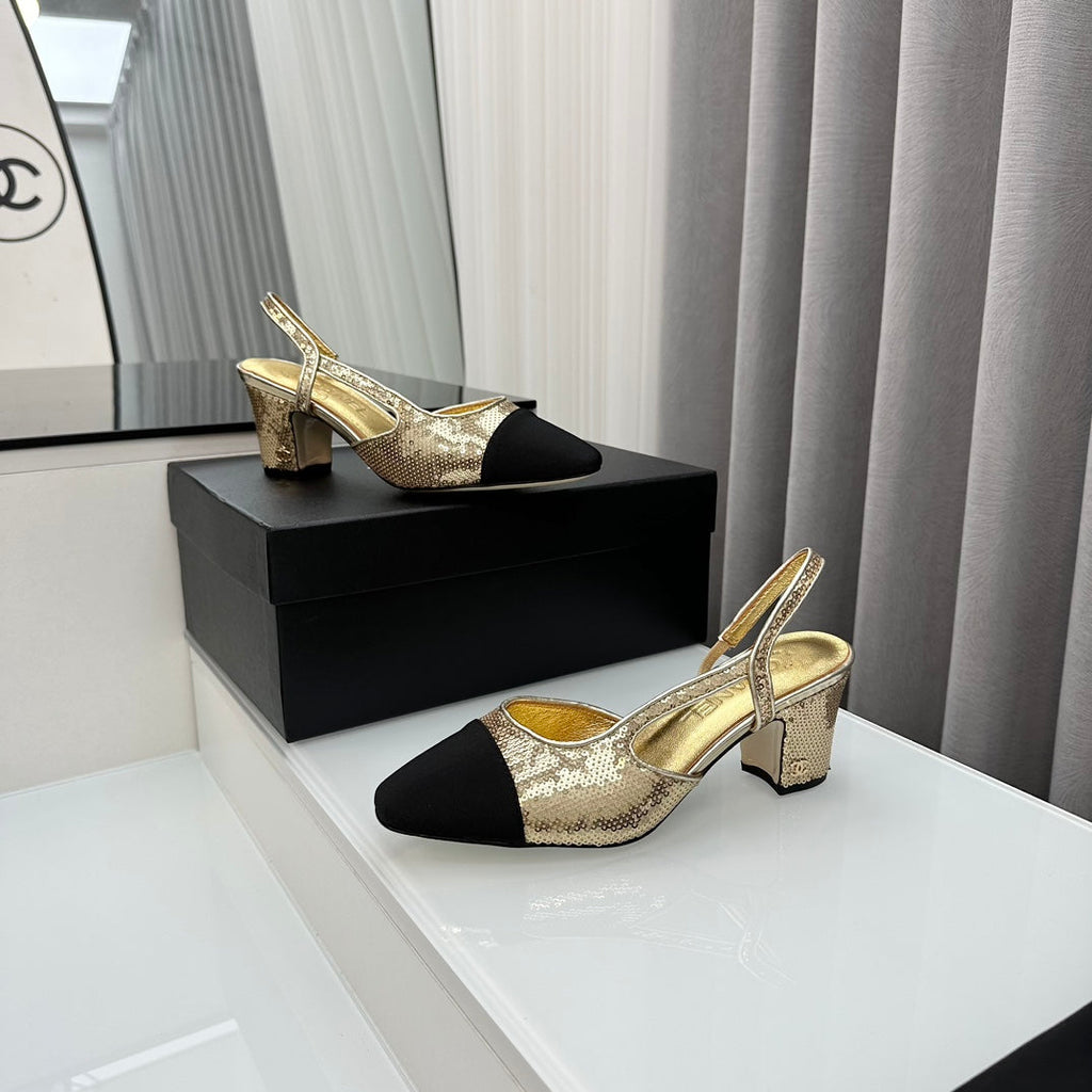 Zapatos de tacón con tira trasera bicolor