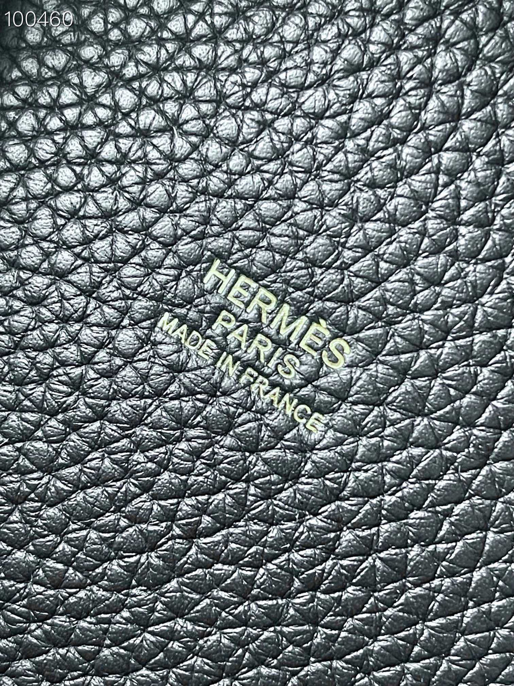 Bolso tipo cubo de cuero de 22 cm
