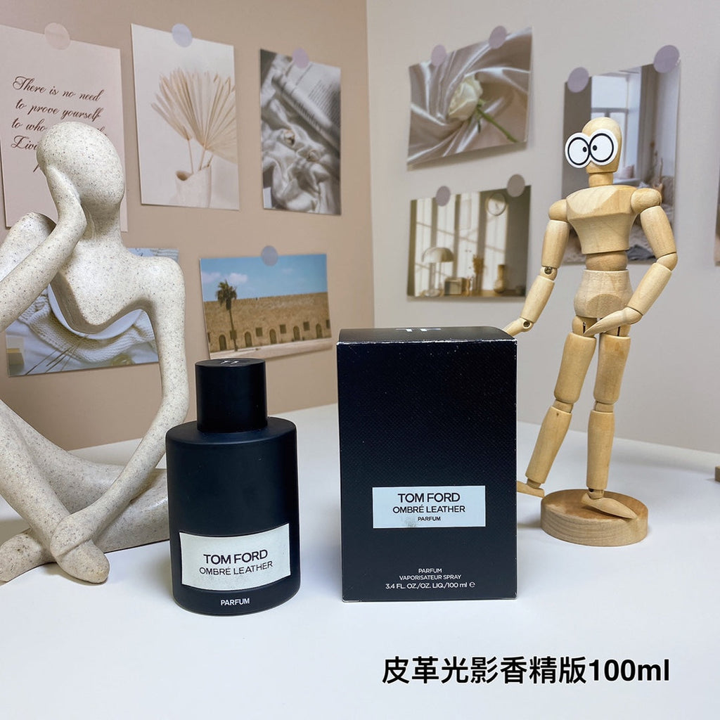 Esencia de Cuero Ombre · Eau de Parfum · 100 ml