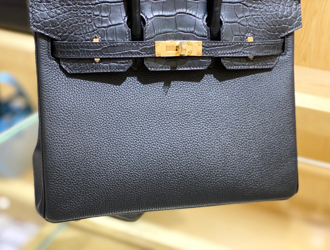 Bolso mate de cocodrilo y piel de togo de 25 pulgadas