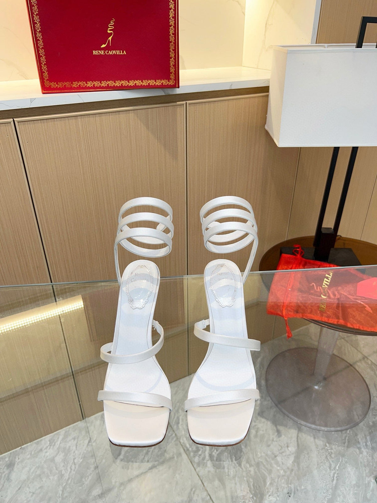 Sandalias de cristal con forma de serpiente de seda