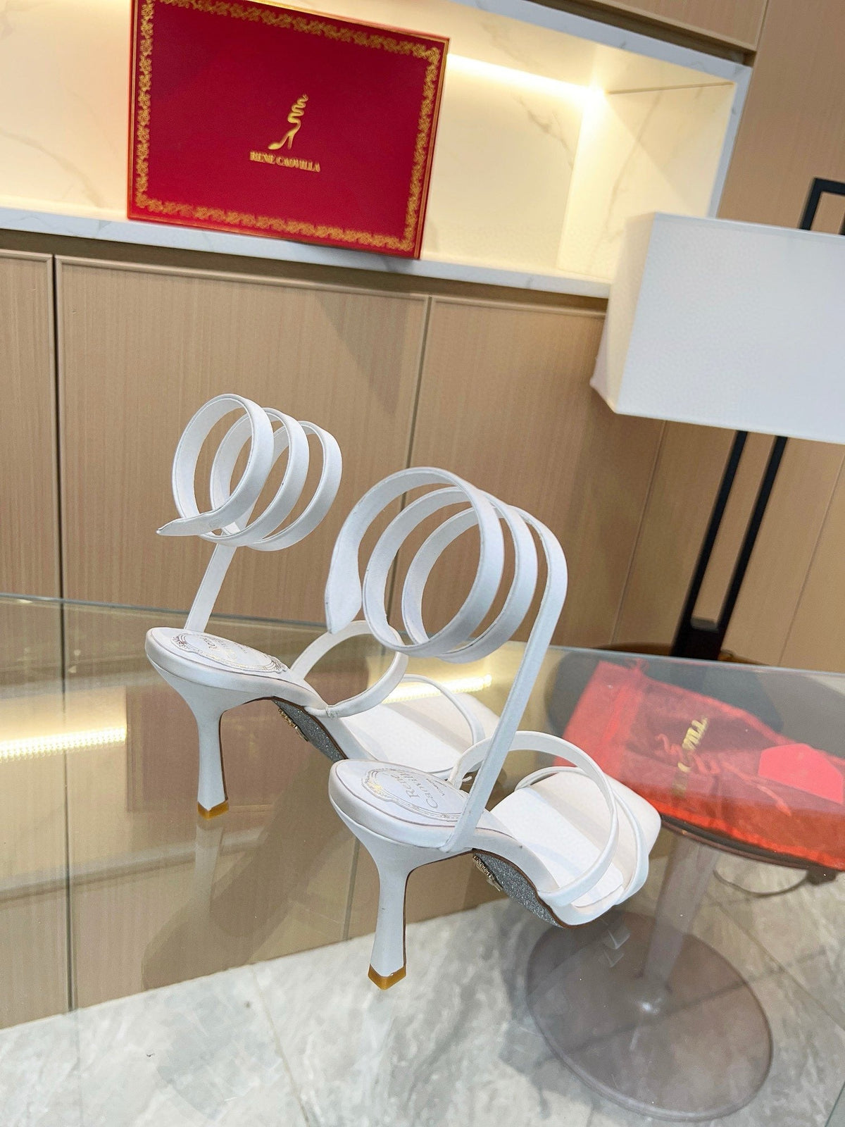 Sandalias de cristal con forma de serpiente de seda