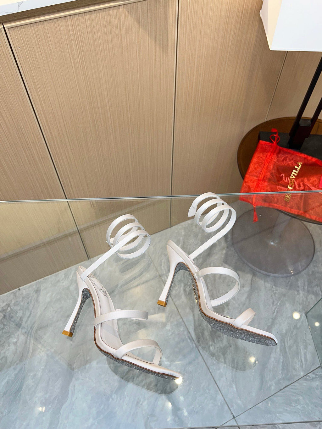 Sandalias de cristal con forma de serpiente de seda