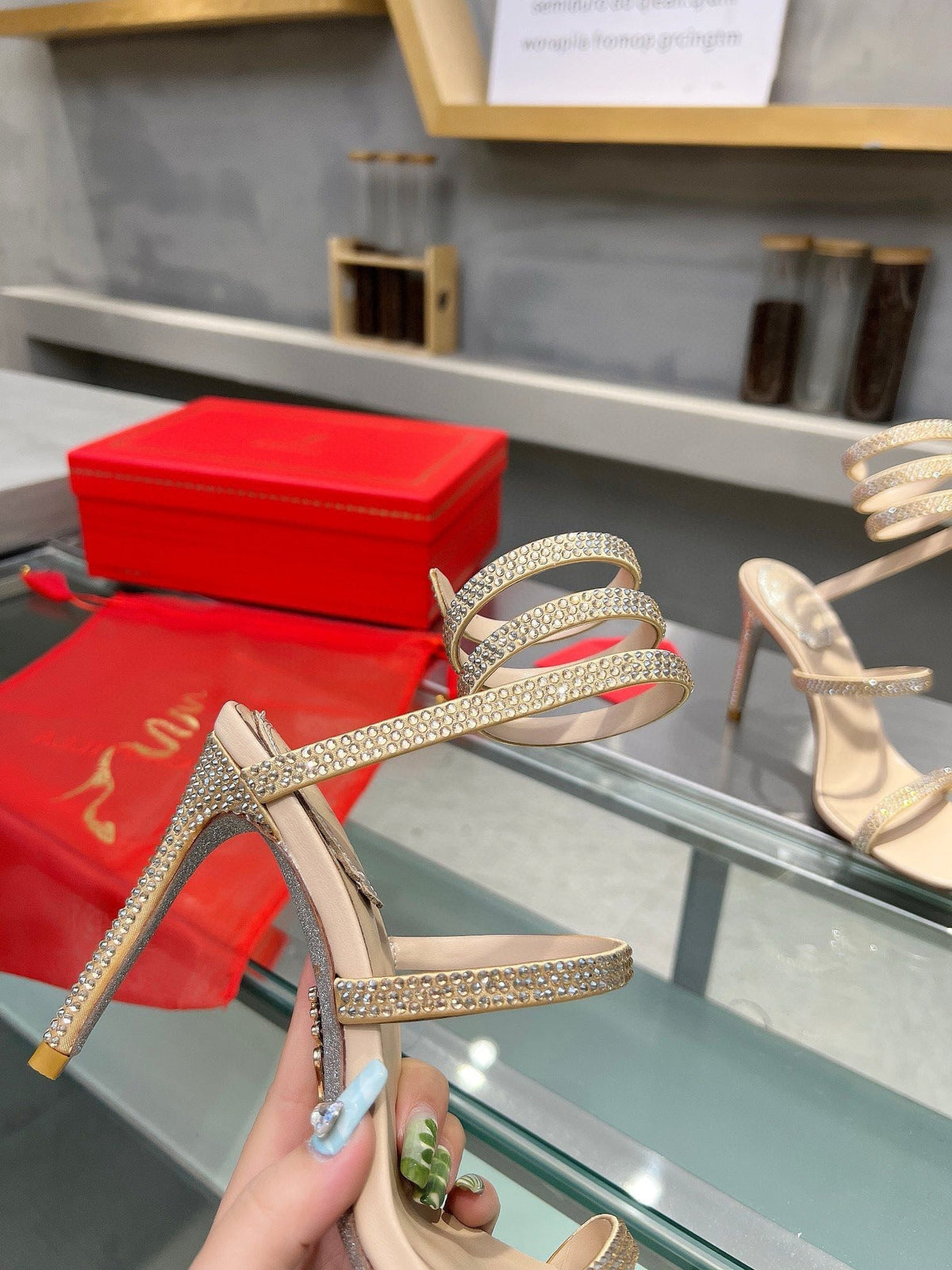 Sandalias de cristal con forma de serpiente de seda