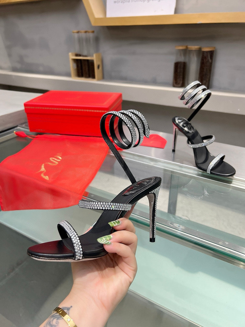 Sandalias de cristal con forma de serpiente de seda