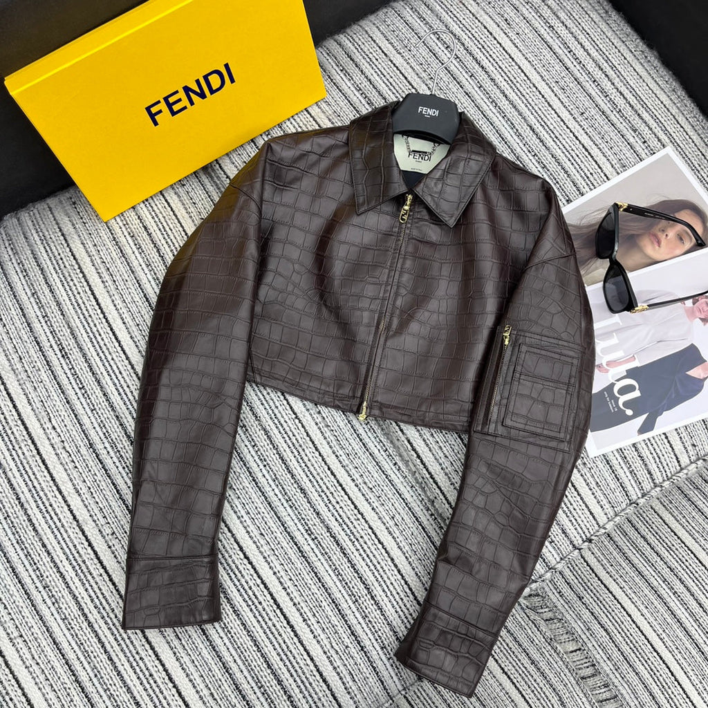 Chaqueta de piel de cordero con estampado de cocodrilo