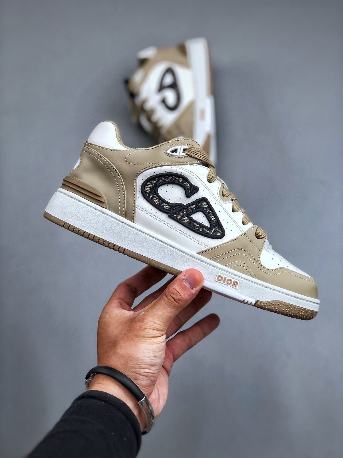Zapatillas bajas inspiradas en el B57