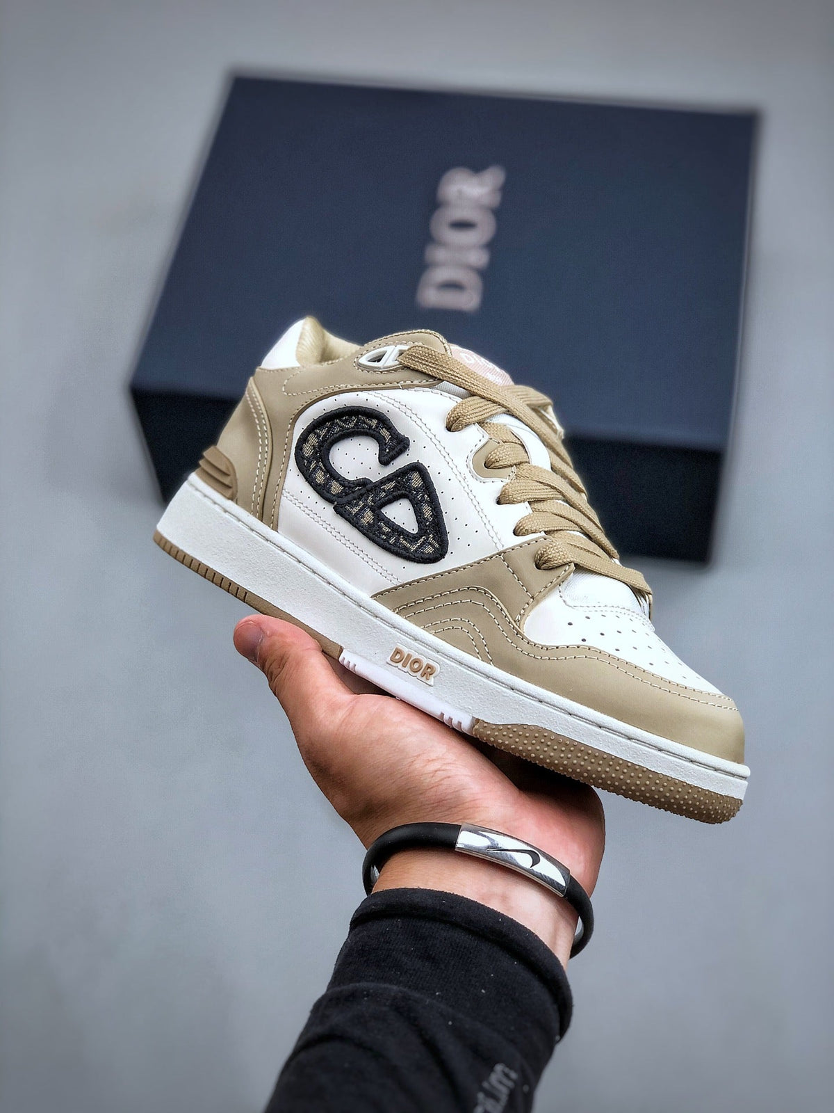 Zapatillas bajas inspiradas en el B57