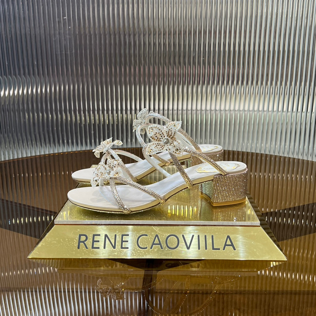 Sandalias de cristal con flores de encaje