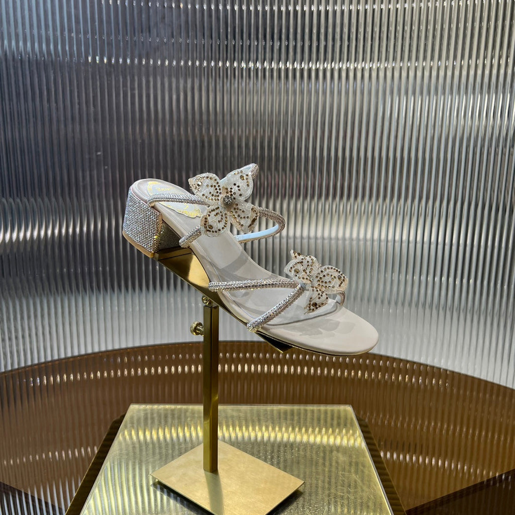 Sandalias de cristal con flores de encaje