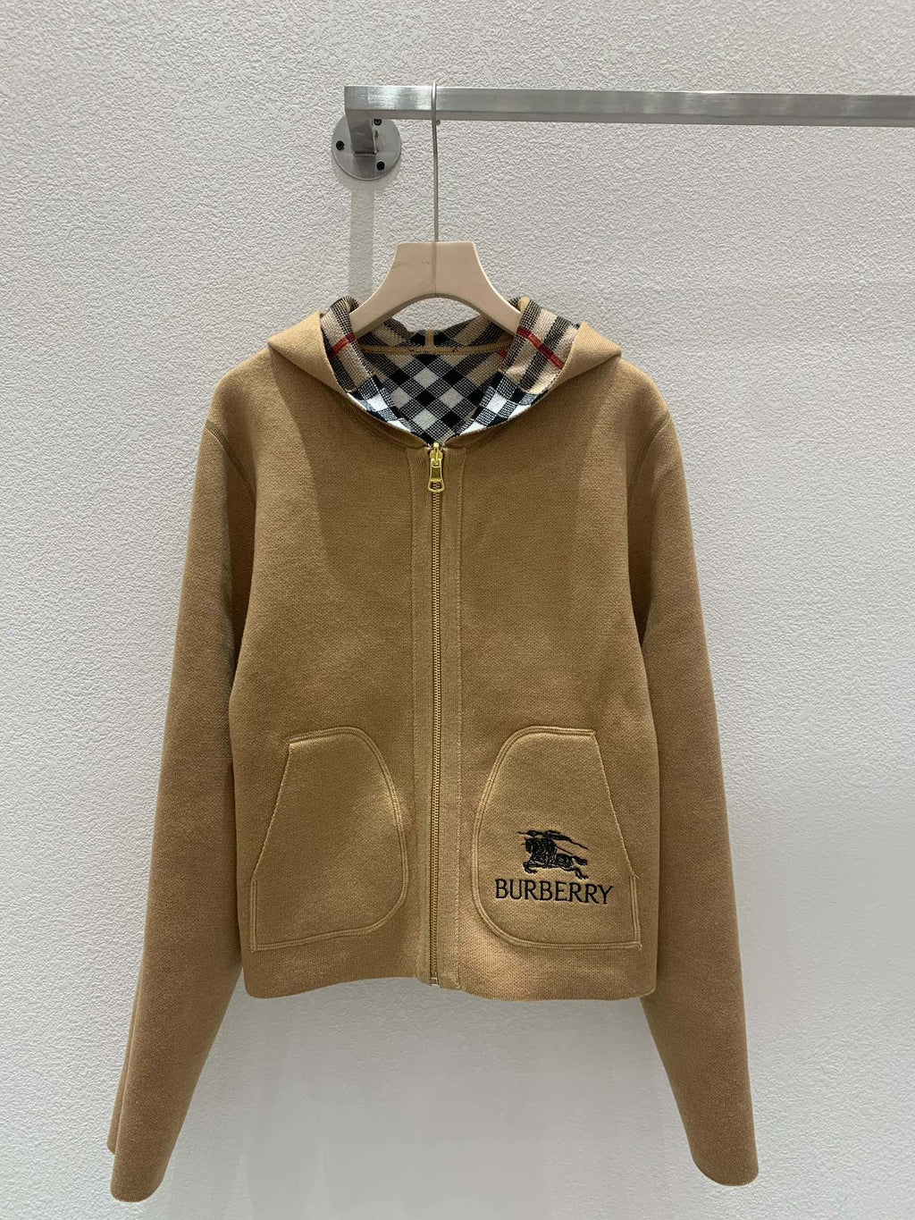 Cárdigan reversible de punto con capucha