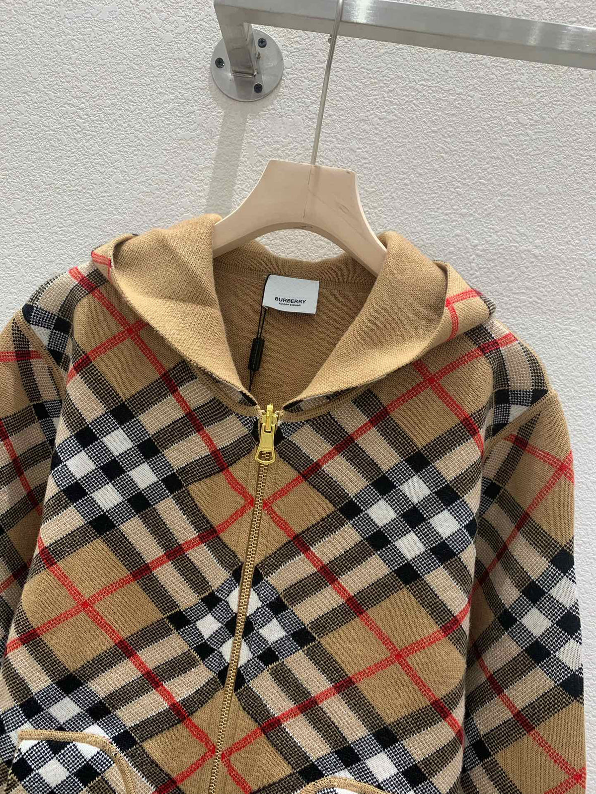 Cárdigan reversible de punto con capucha