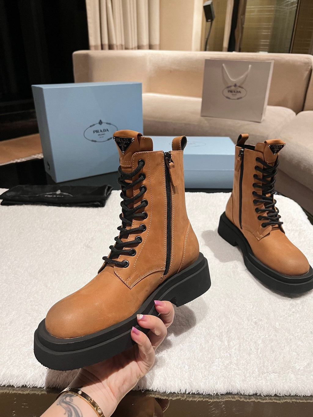 Botas triangulares para mujer