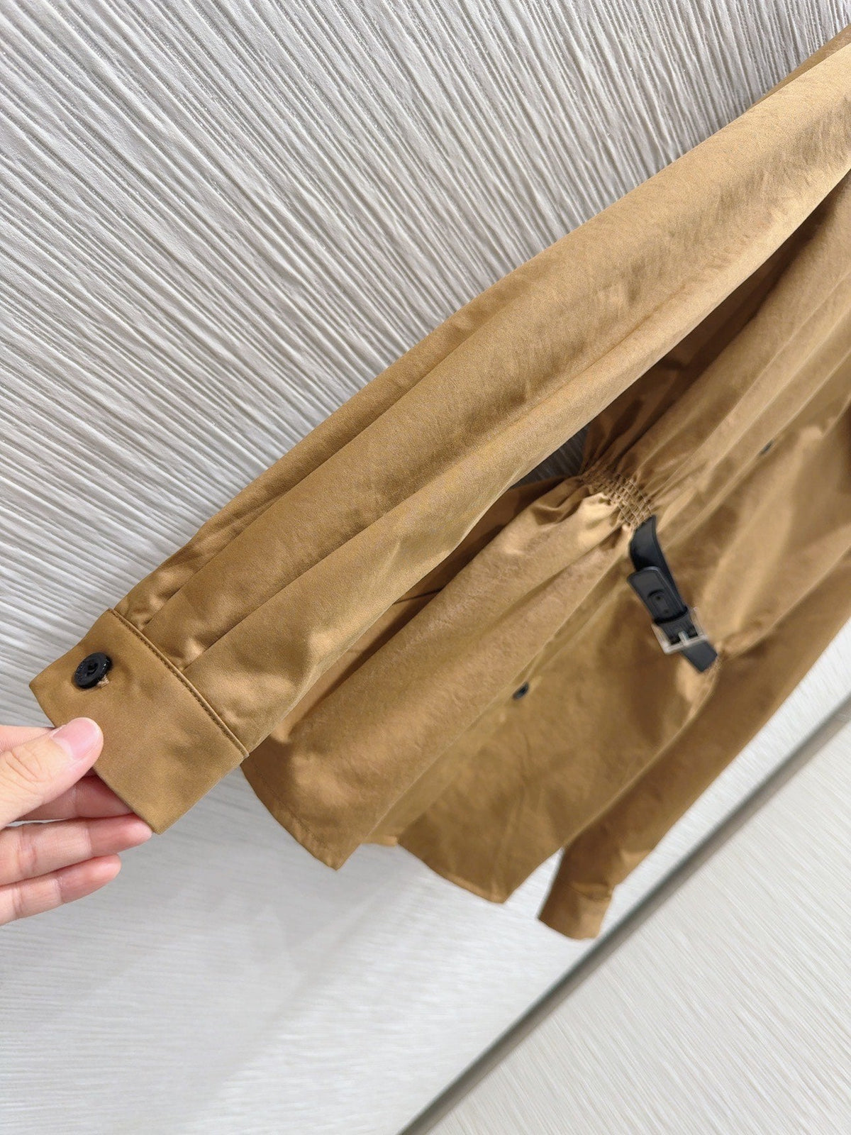 Camisa clásica estilo boyfriend con corbata