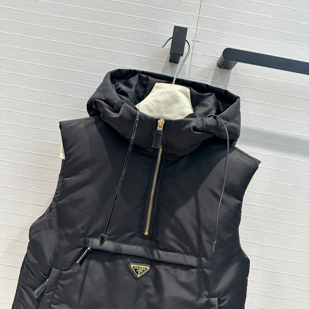 Chaqueta de plumón de nailon con capucha