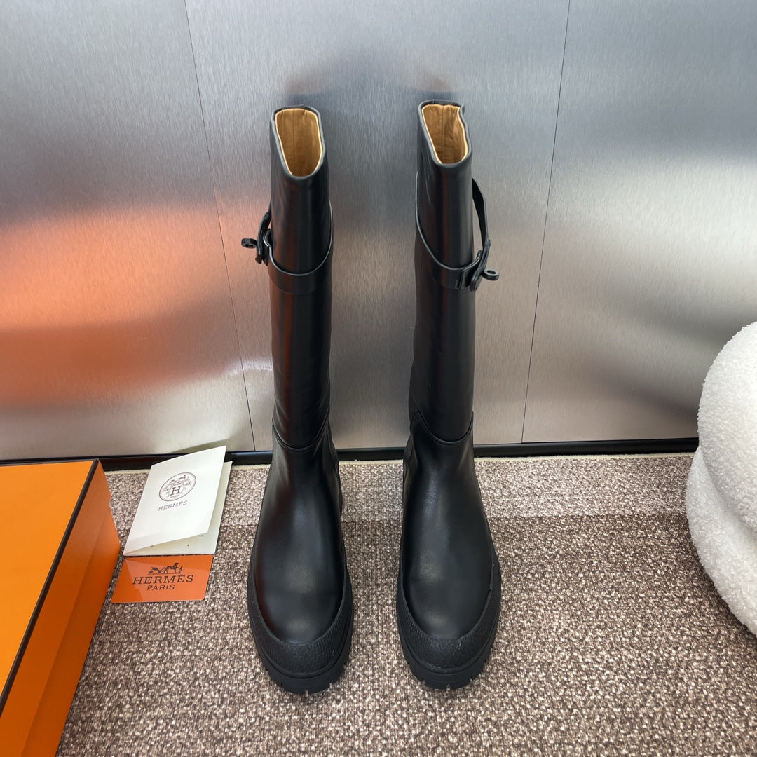 Botas con hebilla estilo punk